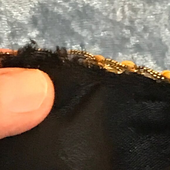 Rubie's Lady-in-Waiting Renaissance Faire Princess Queen with Headpiece Costume - Picture 7 of 9